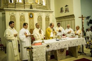 No Piauí, fiéis participam de missa pelo reconhecimento de Dom Inocêncio Lopez.jpg No Piauí, fiéis participam de missa pelo reconhecimento de Dom Inocêncio Lopez.jpg