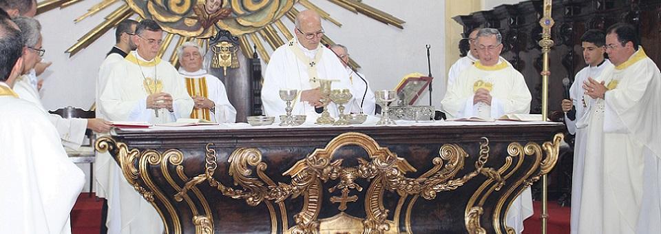 Igreja de Olinda e Recife organiza cerimônia especial para acolher jovens vocacionados.jpg