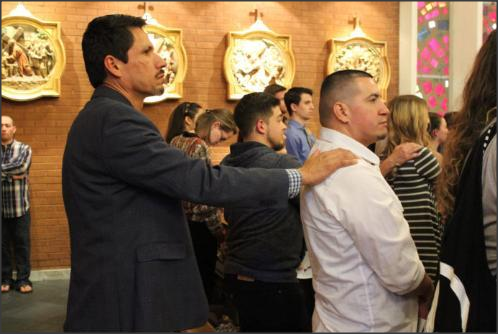 Diocese de Phoenix, EUA, recebe cerca de 600 adultos candidatos ao Batismo.png