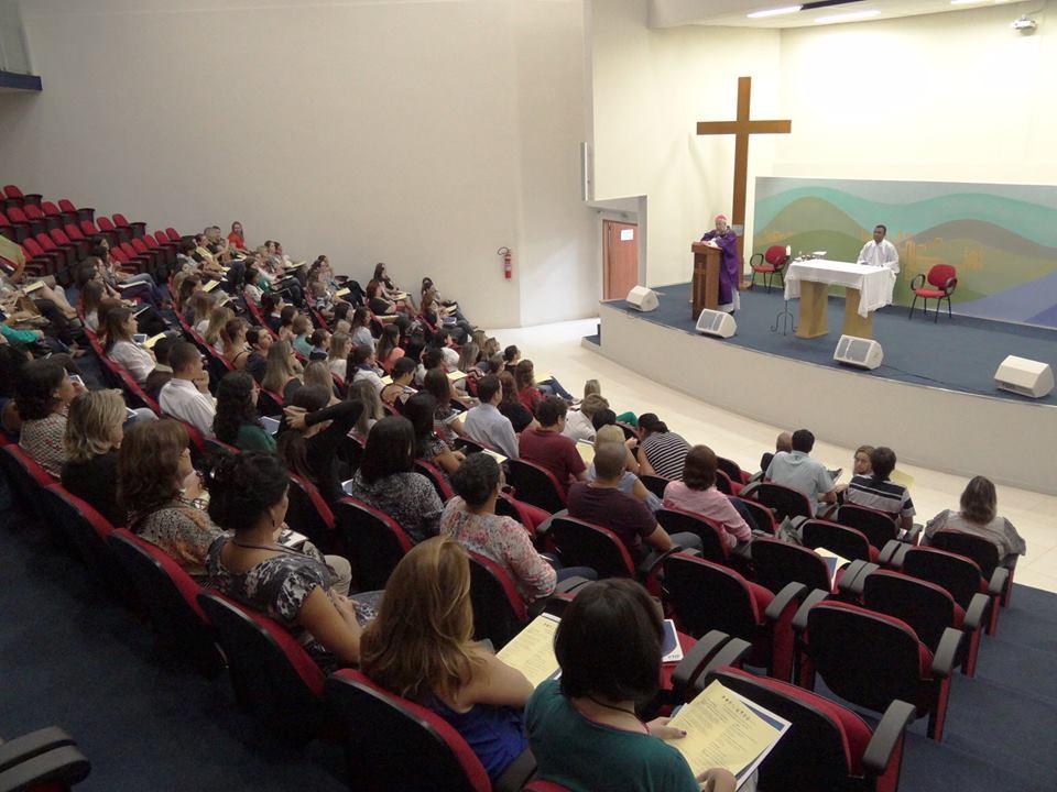 Cúria Metropolitana de Juiz de Fora (MG) sedia Encontro de Educadores Católicos.jpg Cúria Metropolitana de Juiz de Fora (MG) sedia Encontro de Educadores Católicos.jpg