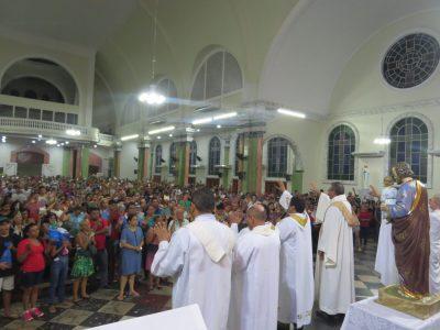 Mais de 2 mil fiéis participam de Festa a São José Operário, em Manaus.jpg Mais de 2 mil fiéis participam de Festa a São José Operário, em Manaus.jpg