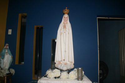 Residência em Manaus recebe a visita de Imagem peregrina de Fátima vinda de Portugal.jpg