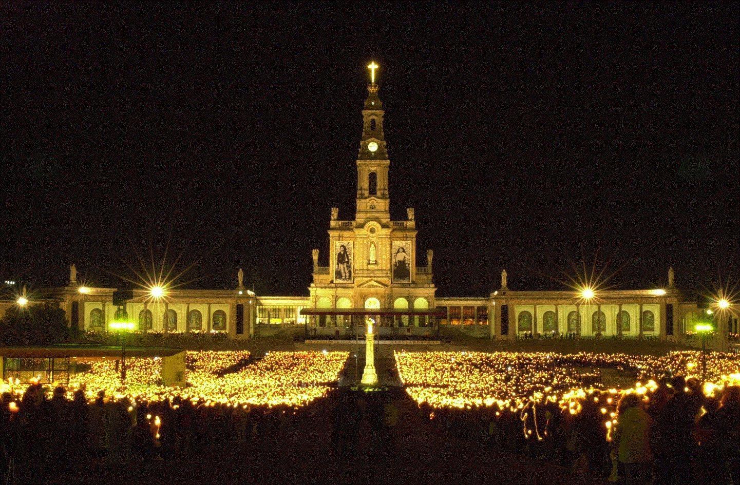 Zfatima_santuario_baixa.jpg Zfatima_santuario_baixa.jpg