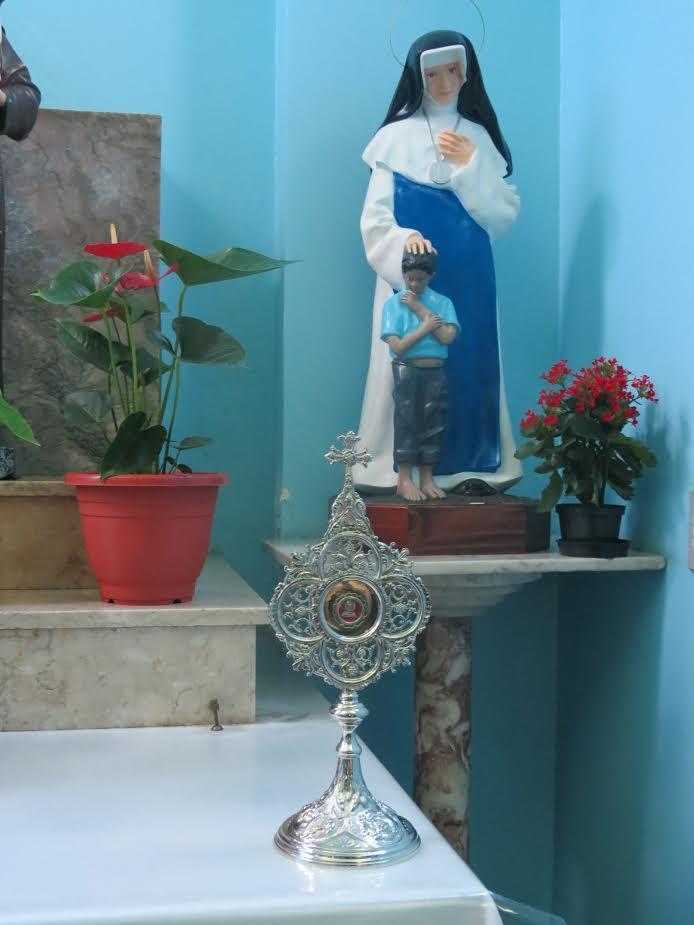 Irmã Dulce é celebrada na Bahia com a peregrinação de sua imagem e relíquia.jpg Irmã Dulce é celebrada na Bahia com a peregrinação de sua imagem e relíquia.jpg