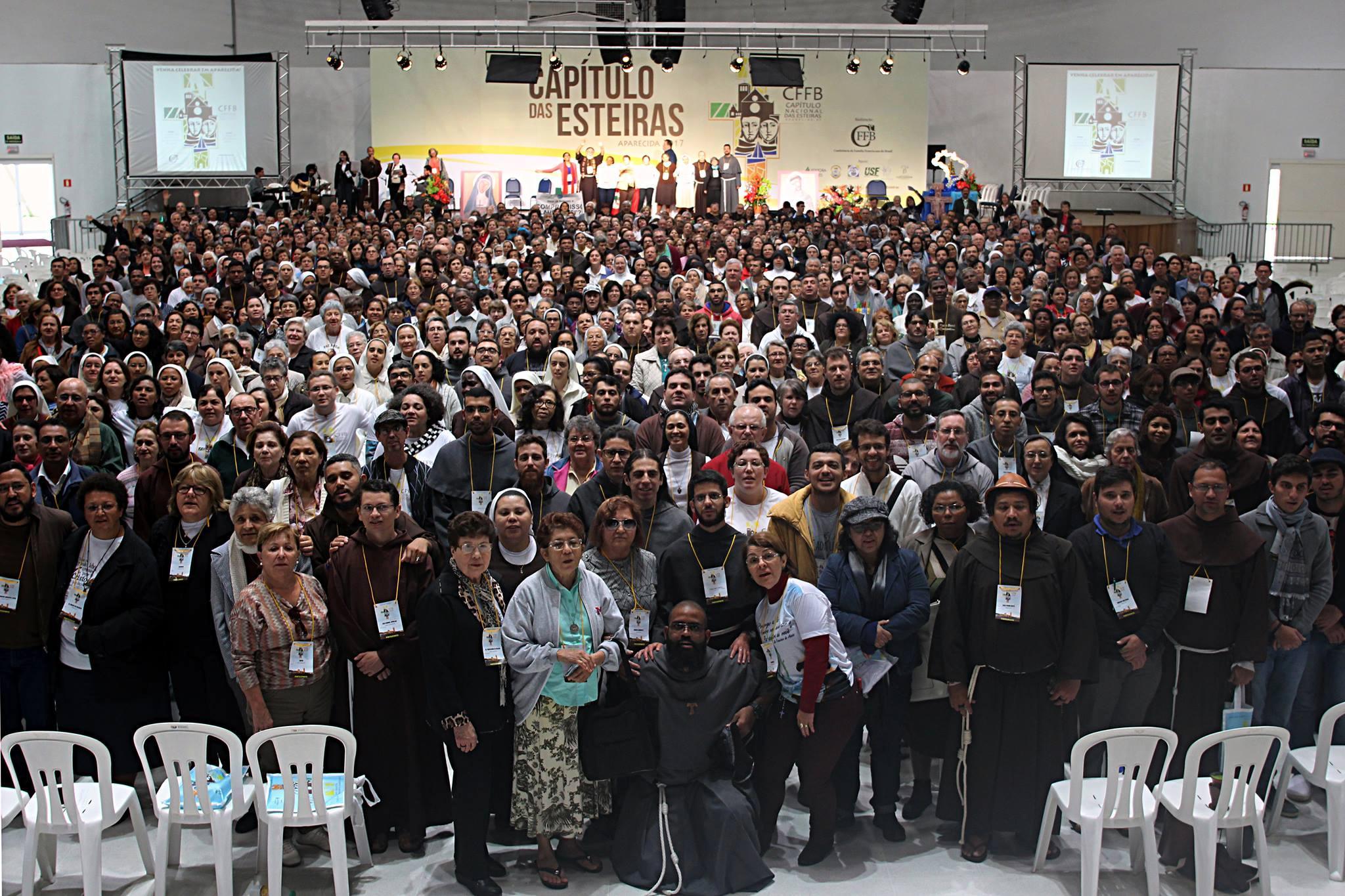 Encerrado em Aparecida o Capítulo Nacional das Esteiras da Família Franciscana.jpg