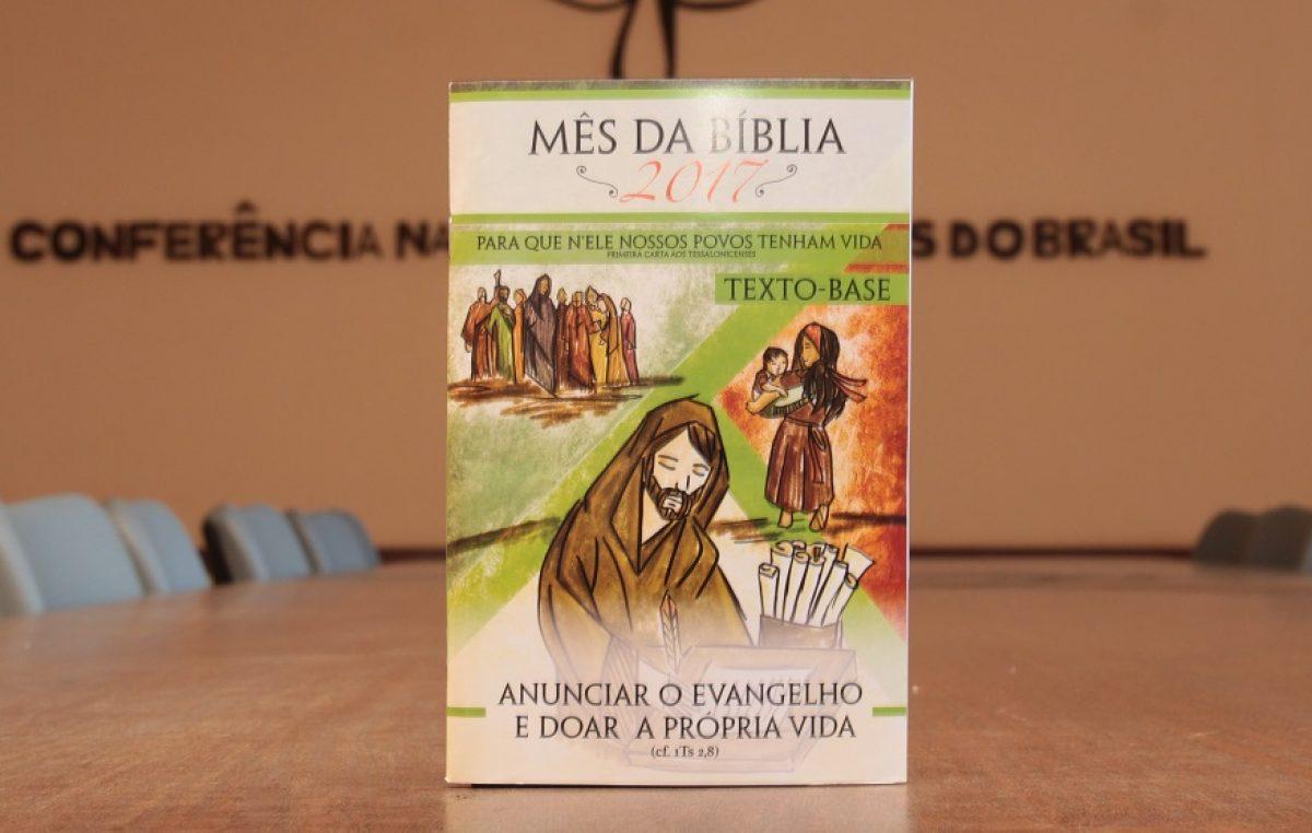 Lançado pela CNBB subsídios para o Mês da Bíblia.jpg