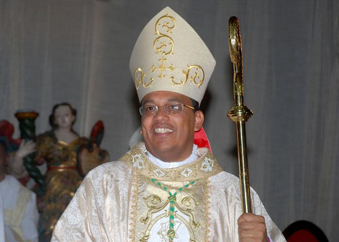 Bispo auxiliar de Salvador participa de audiência com o Papa Francisco.jpg