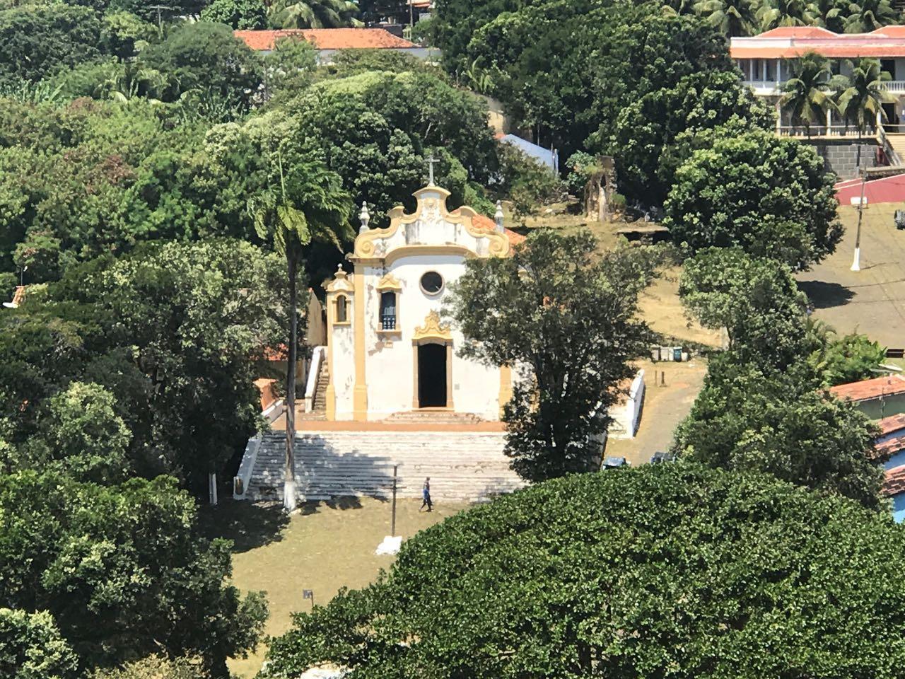 Instalada oficialmente paróquia em Fernando de Noronha, no Pernambuco.jpg
