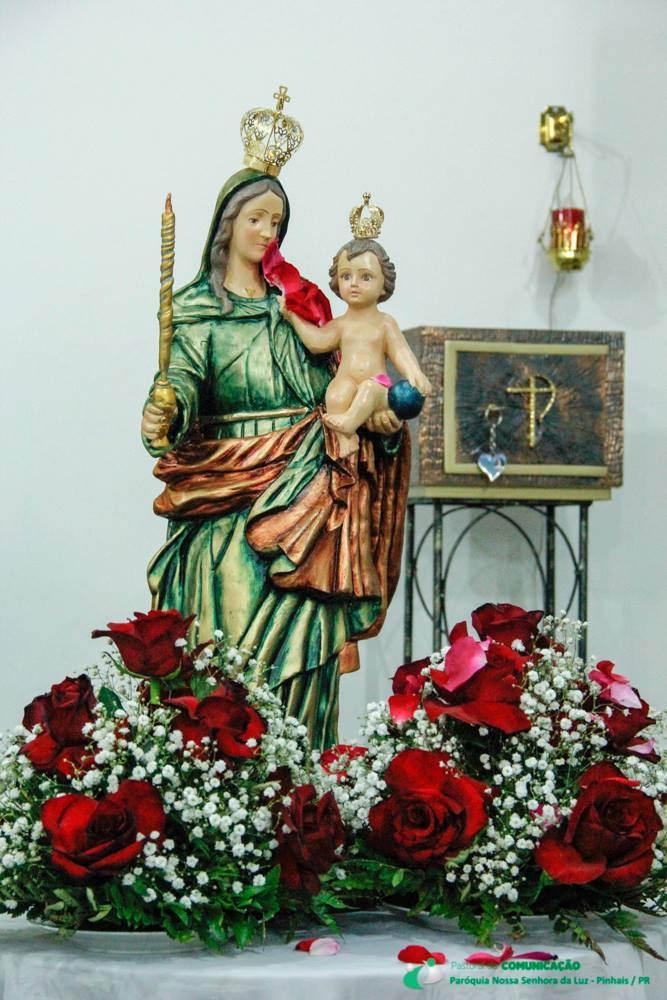 Bíblia e Símbolos Missionários peregrinam pela Arquidiocese de Curitiba.jpg