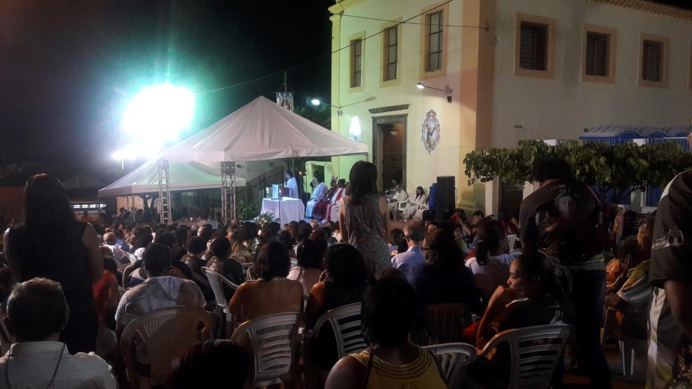 Paróquia e escola de São Miguel Arcanjo são homenageadas no Recife.jpg