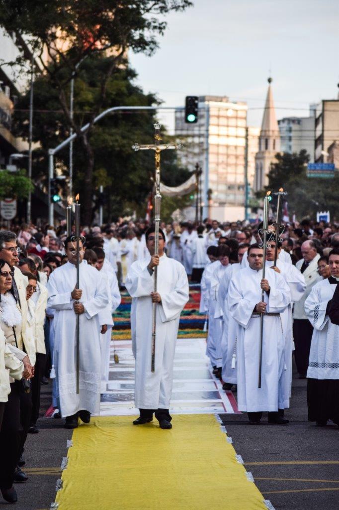 Projeto de Lei deseja incluir Corpus Christi no Calendário Oficial do Estado do Paraná.jpg
