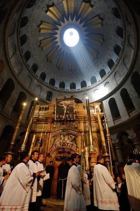 Tradição sobre a história do Santo Sepulcro é confirmada através de novos estudos.jpg