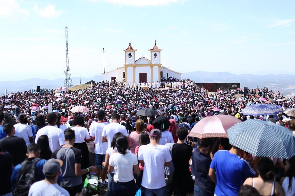 Fiéis se preparam para a Consagração da Ermida da Padroeira de Minas Gerais.jpg