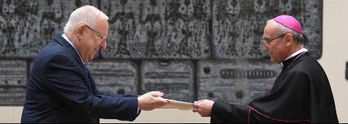 Novo Núncio Apostólico em Israel apresenta credenciais ao presidente do país.jpg