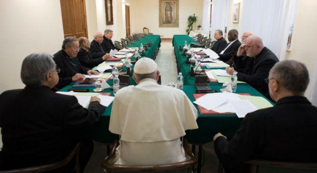 13-12Vaticano encerra reunião conselho de Cardeais.jpg