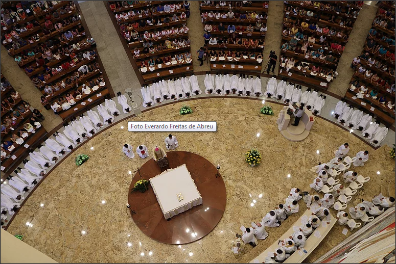 Diocese de Castanhal (PA) festeja ordenação de 56 diáconos permanentes.png