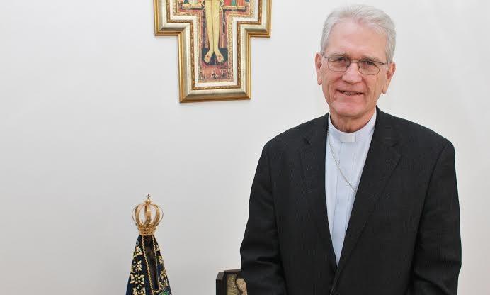 Dom Steiner convida fiéis a contribuírem com a Campanha para Evangelização.jpg