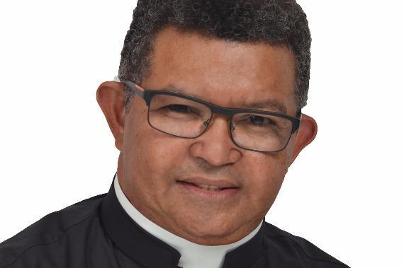 Empossado novo bispo de Cametá, no Pará.jpg