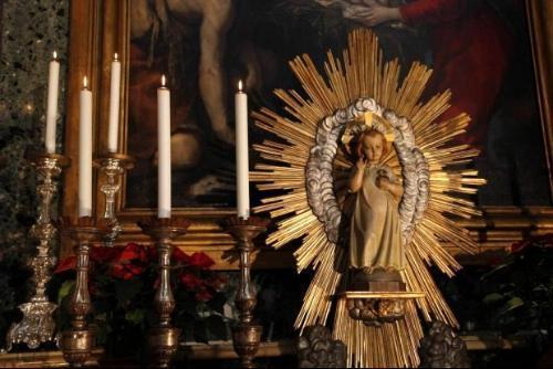 O Menino Jesus do Padre Pio retorna à Roma.jpg