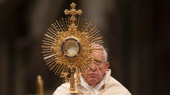 02-01-De Maria brotou a plenitude dos tempos, diz Papa na primeira das Vésperas de 2018.jpg