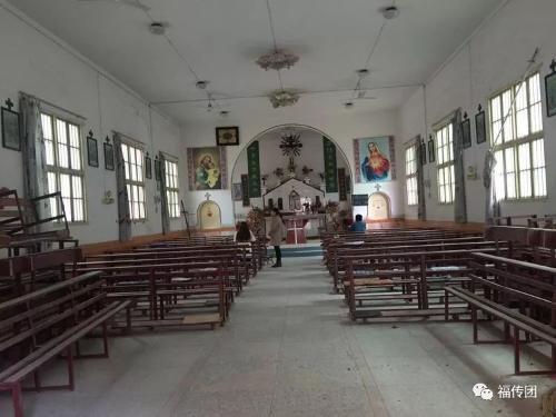 03-01-Autoridades comunistas destroem Igreja em Zhifang, China, no dia dos Santos Inocentes.jpg
