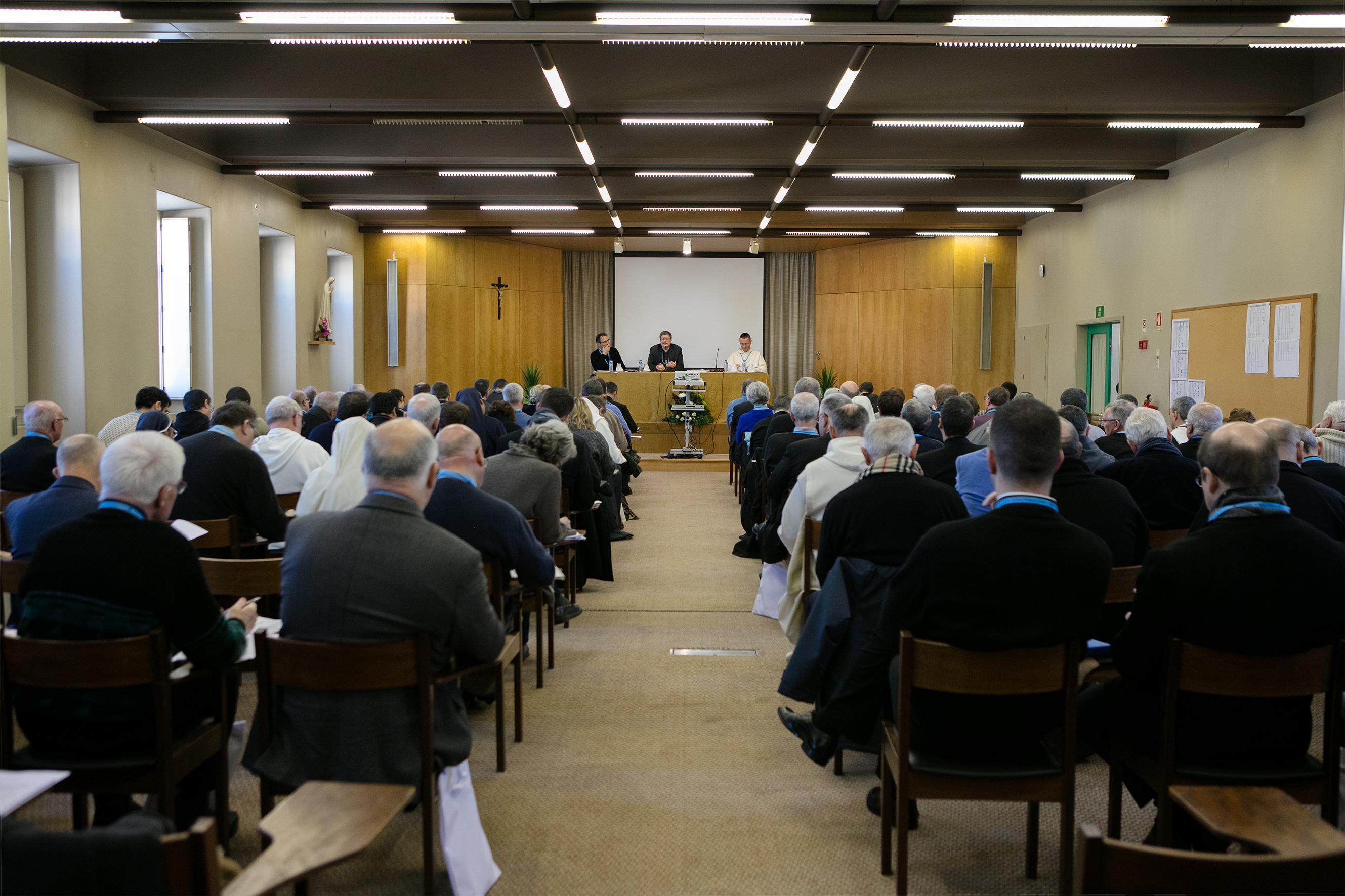 08-01Santuário de Fátima acolhe XI Encontro de Reitores de Santuários Portugueses.jpg
