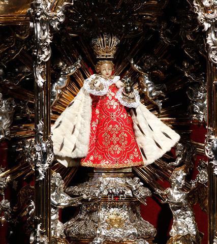 Menino Jesus de Praga é contemplado em Juazeiro do Norte (CE).jpg