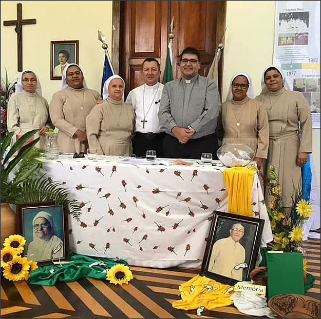 Reeleita superiora geral da Congregação Santa Teresinha, em Aracaju.png