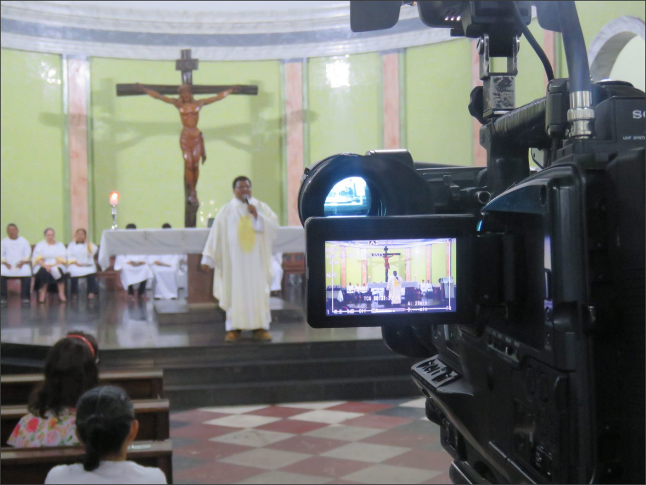 São Francisco de Sales é reverenciado pelos fiéis de Manaus.png