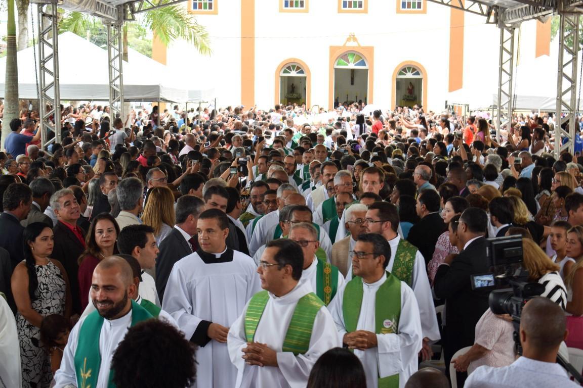 Instalada a Diocese de Cruz das Almas (BA).jpg