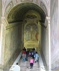 01-02-2018A Scala Santa, em Roma, está sendo restaurada1.jpg