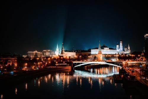 Exposição mostra relações entre Moscou e o Vaticano.jpg