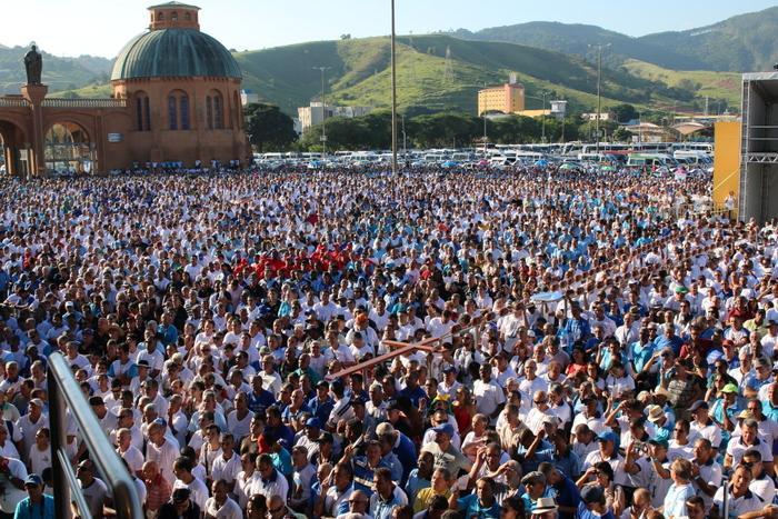 Santuário de Aparecida acolhe décima edição da Romaria Nacional do Terço dos Homens.jpg