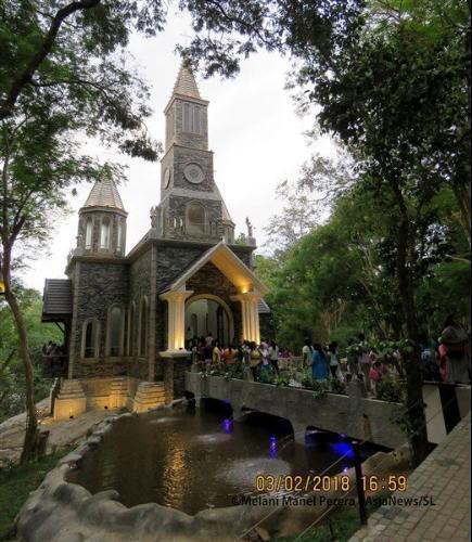 Novo templo e Gruta de Lourdes são inaugurados no Sri Lanka.jpg Novo templo e Gruta de Lourdes são inaugurados no Sri Lanka.jpg