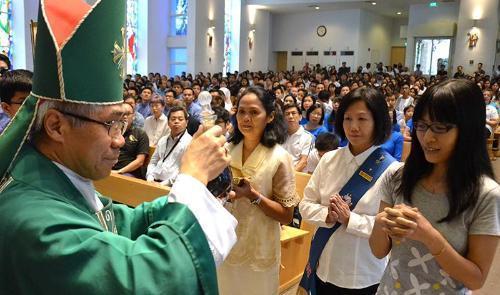 Arcebispo de Cingapura afirma que a Europa deve se inspirar mais na religião.jpg