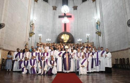 Cardeal Scherer comenta a importância da formação sacerdotal a seminaristas.jpg