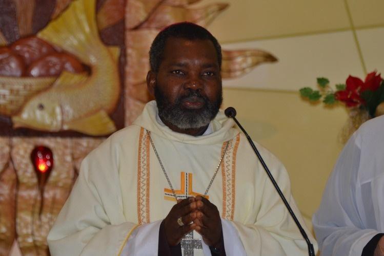 17Moçambique- Bispos celebram Jubileu de 50 anos do Seminário S. Pio X de Maputo.JPG