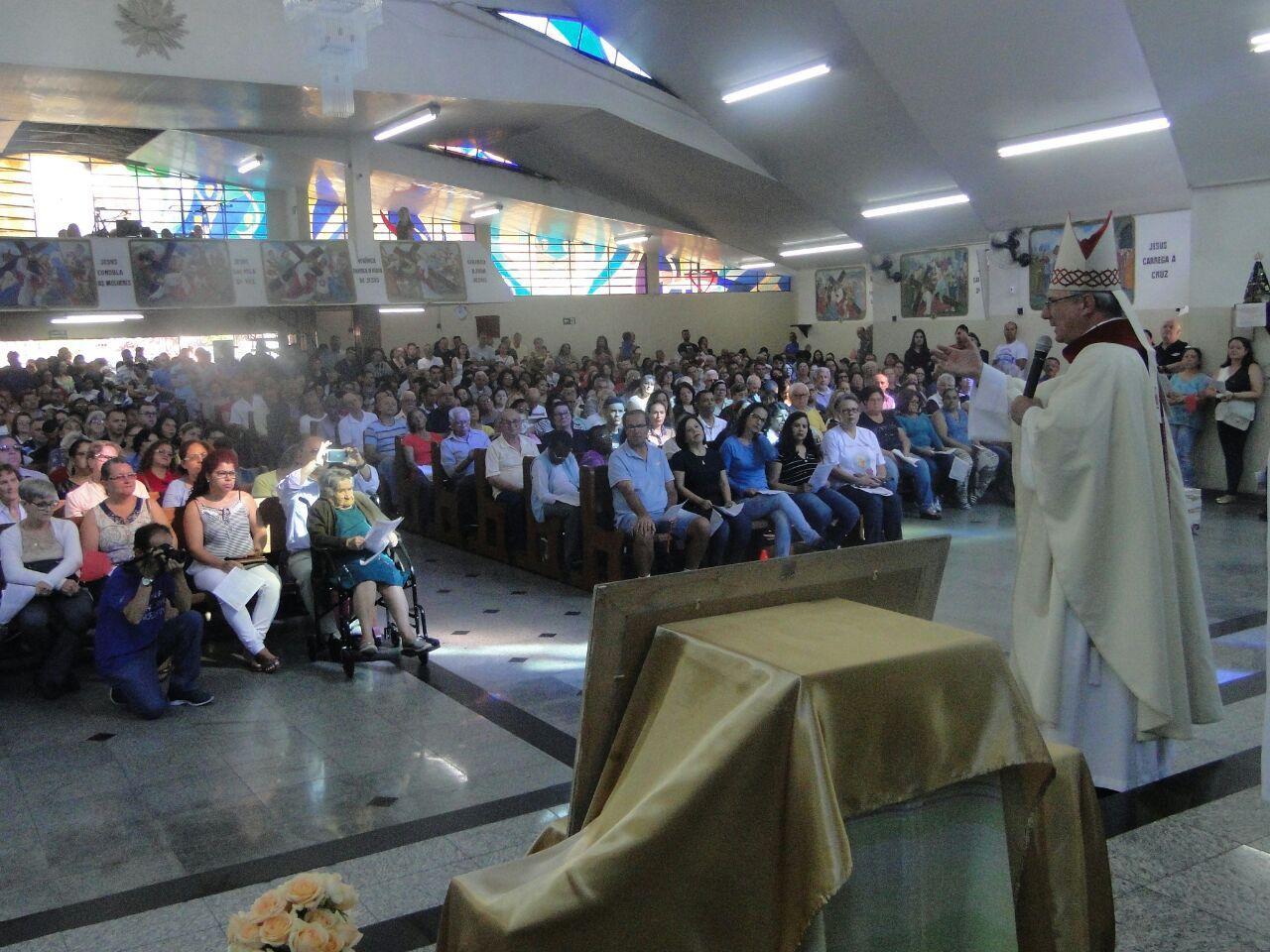 Paróquia de Bom Jesus de Piraporinha, em Diadema (SP), celebra 60 anos.jpg