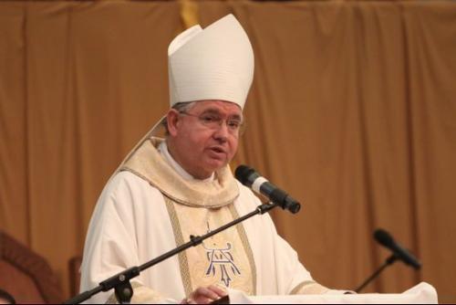 Arcebispo americano convida universitários à santidade e ao heroísmo.jpg