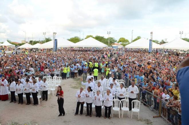 Todos ficaram cheios do Espírito Santo inspira Pentecostes em Maceió.jpg
