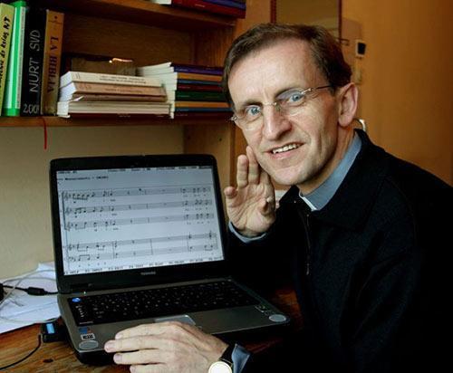 Sacerdote polonês destaca enorme riqueza de música sacra missionária colonial na Bolívia 1.jpg