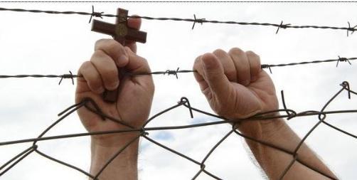 A maioria das pessoas nunca pensa nos cristãos perseguidos... .jpg
