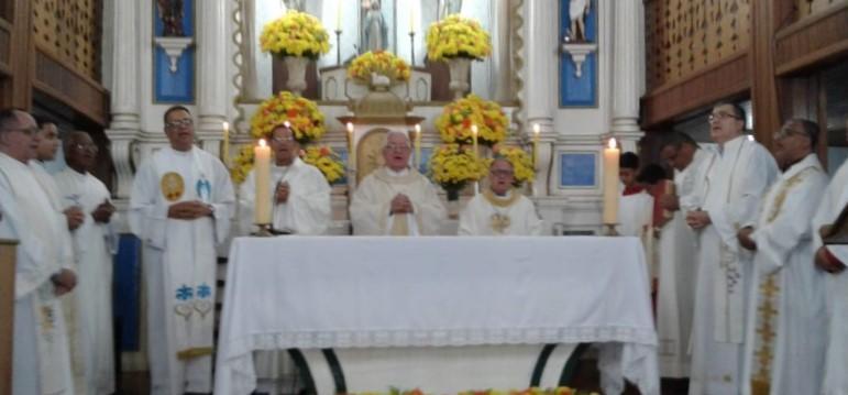 Mariana (MG) celebra instituição do Santuário Nossa Senhora das Graças.jpg