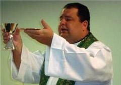 Padre-Eduardo-Peters.jpg